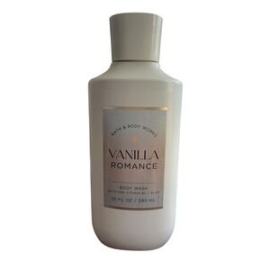 Bath & Body Works Vanilla Romance‎ Body Wash Pro-Vitamin B5 + Aloe 10 fl oz NWT